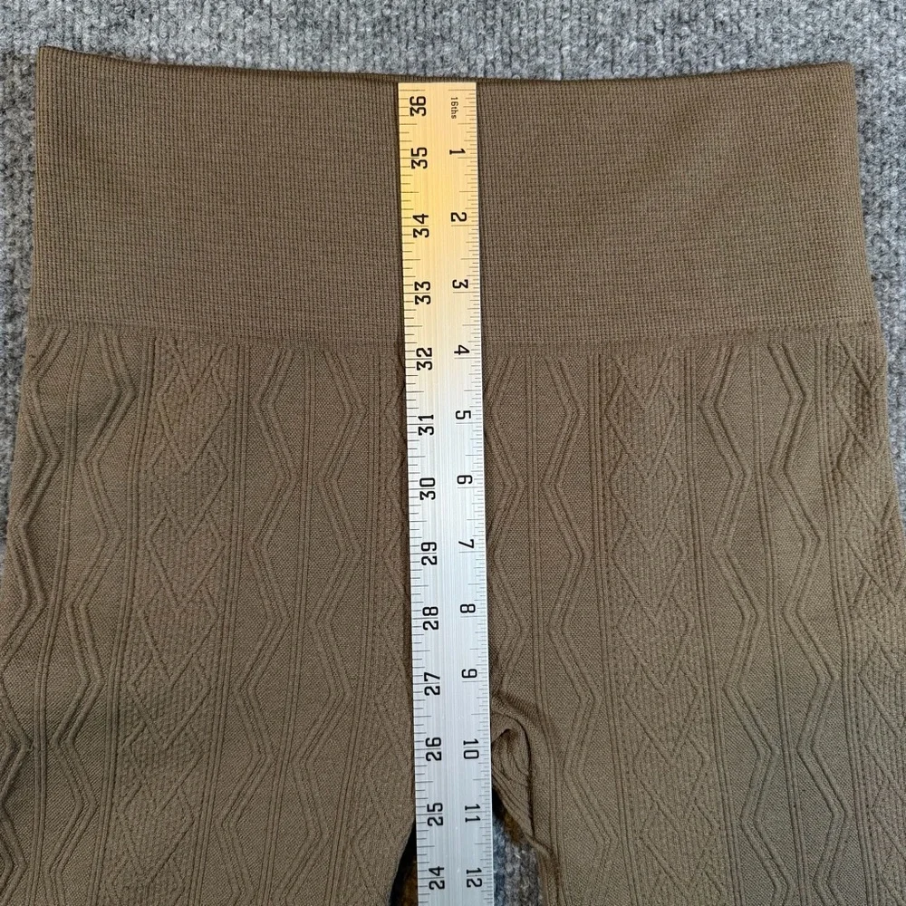 French Laundry‎ Womens S/M Brown Diamond Pattern Knit Fleece Lined Leggings